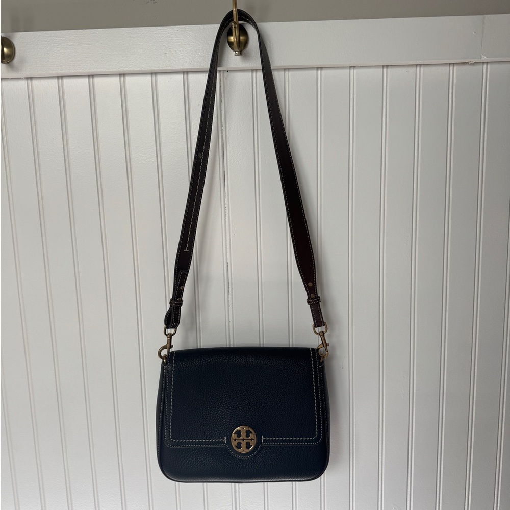 Tory Burch Black Pebbled Leather Crossbody with Brown Strap & Gold Hardware - Picture 5 of 7